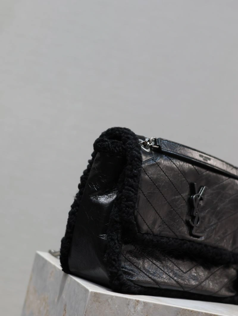 Y51 top handle bags 4113c-0229