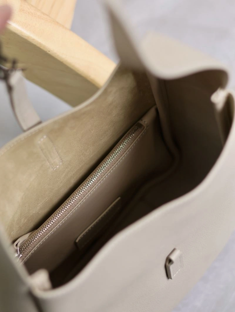 Y51 top handle bags 4113c-0238