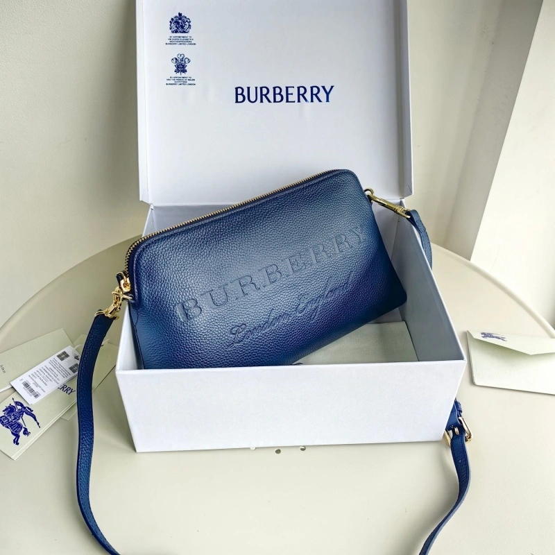 Bv*b*rry wallets 4115a-0042