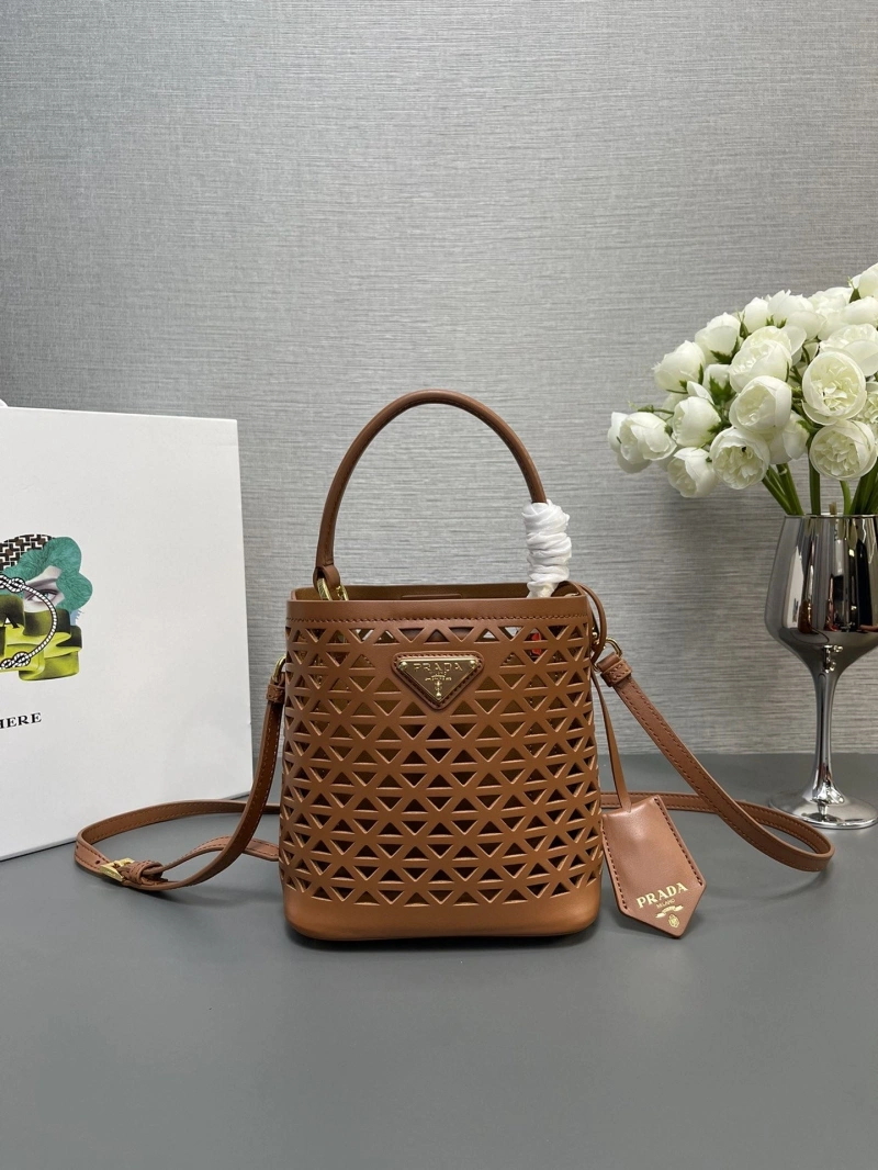 Pra*a shopping bags 4135c-0055