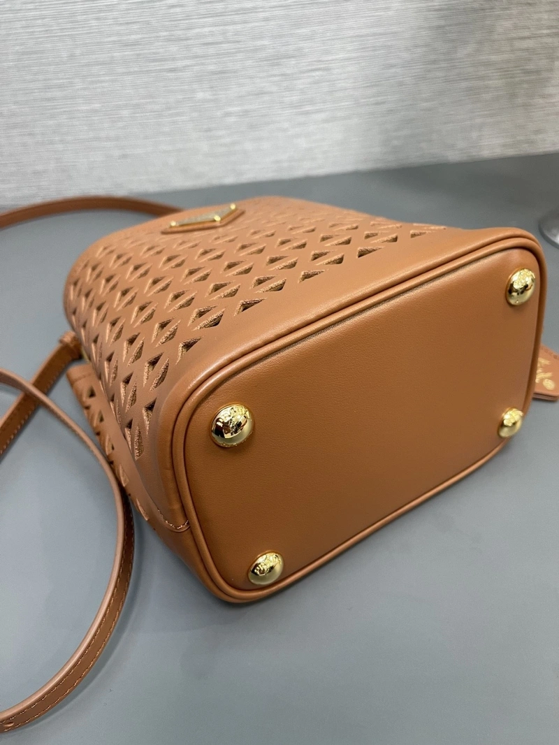 Pra*a shopping bags 4135c-0055