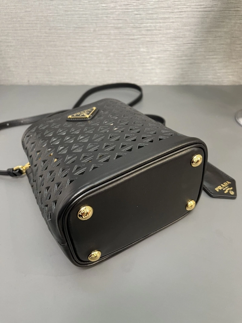 Pra*a shopping bags 4135c-0056