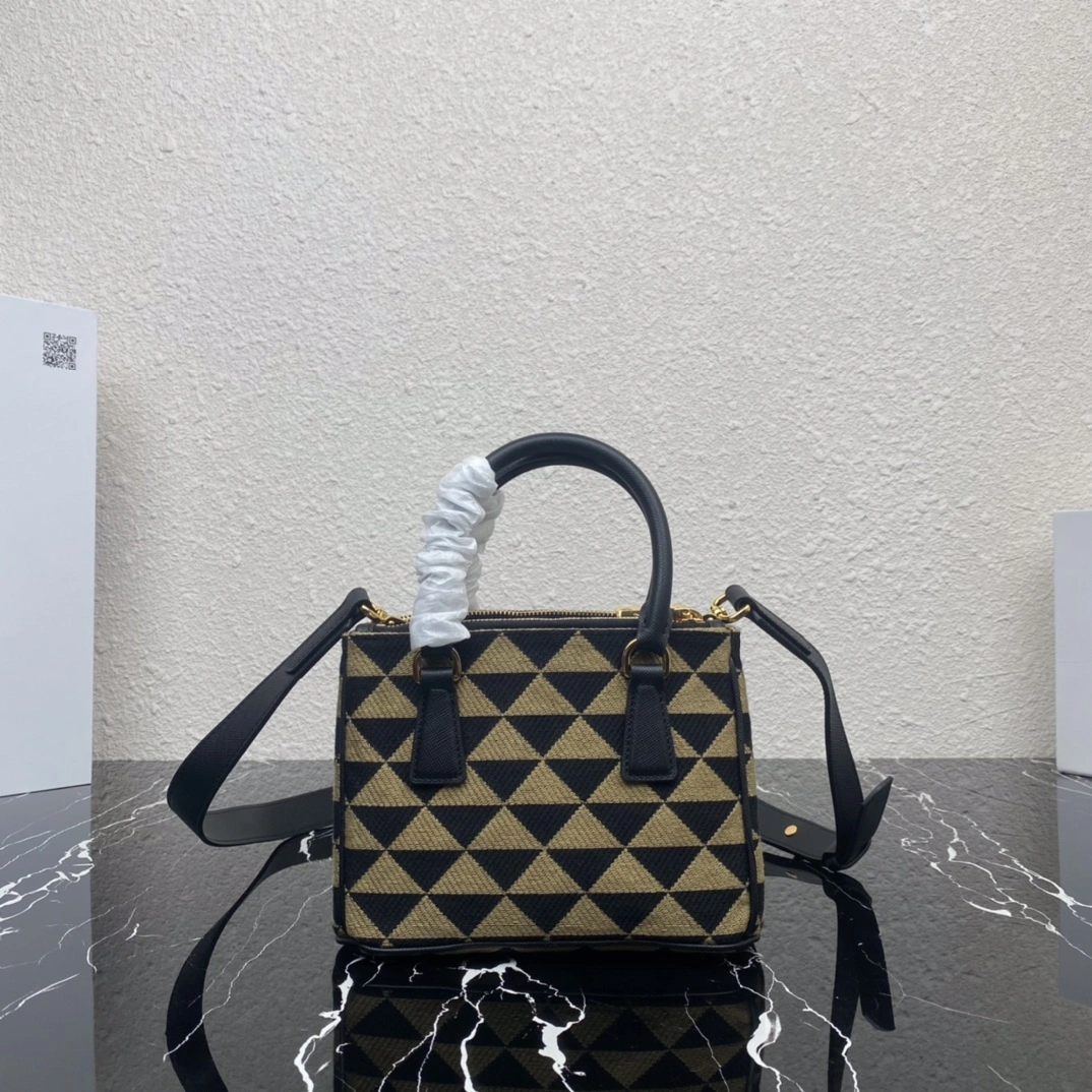 Pra*a top handle bags 4135d-0068