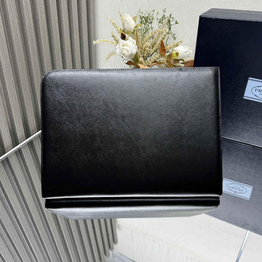 Pra*a clutch bags 4135d-0091
