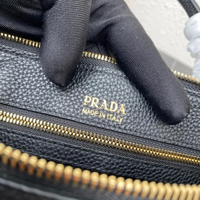 Pra*a shopping bags 4135f-0206