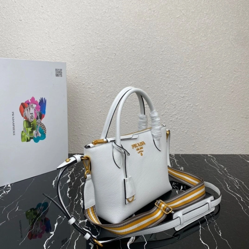 Pra*a shopping bags 4135f-0208