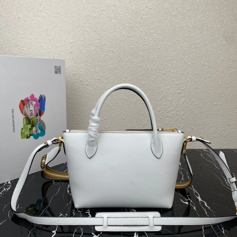 Pra*a shopping bags 4135f-0208
