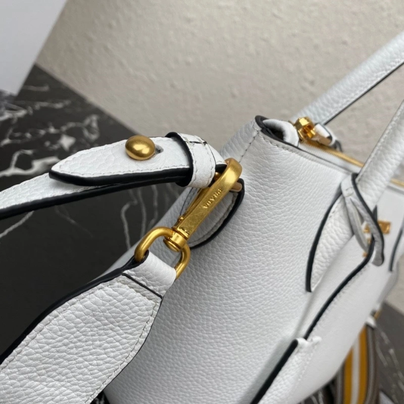 Pra*a shopping bags 4135f-0208