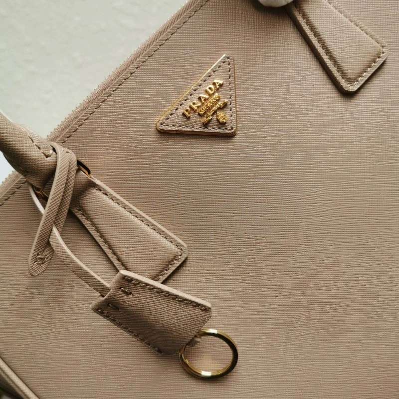 Pra*a shopping bags 4137c-0066