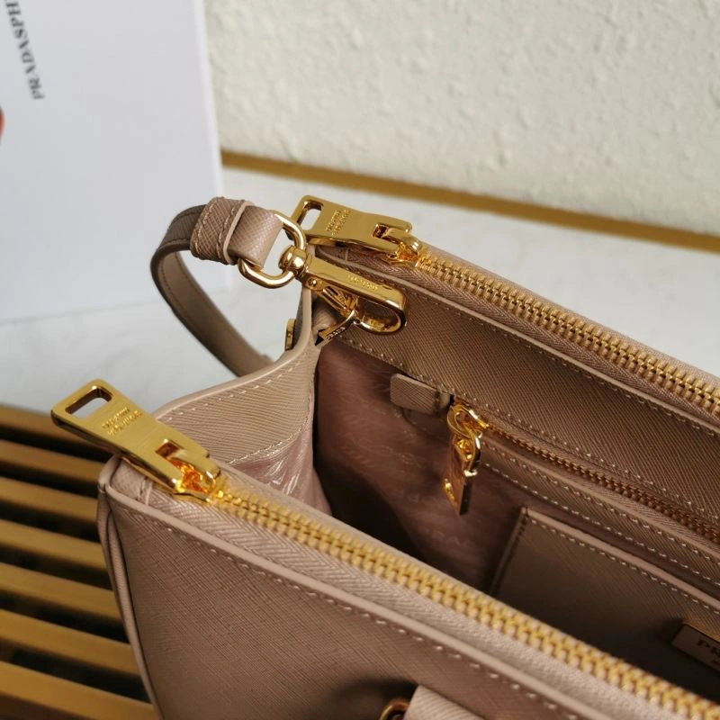 Pra*a shopping bags 4137c-0066