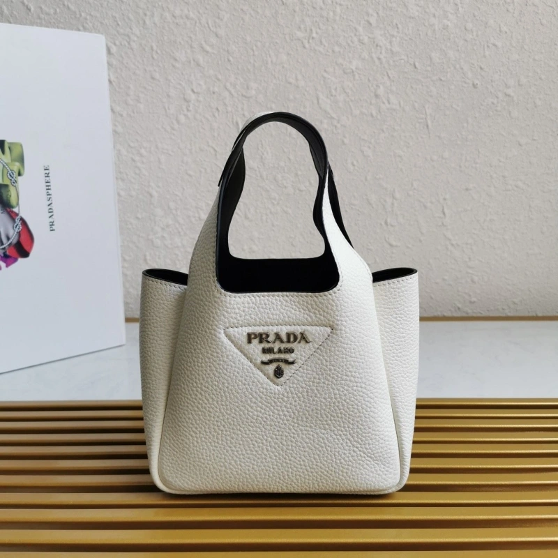 Pra*a shopping bags 4137d-0018