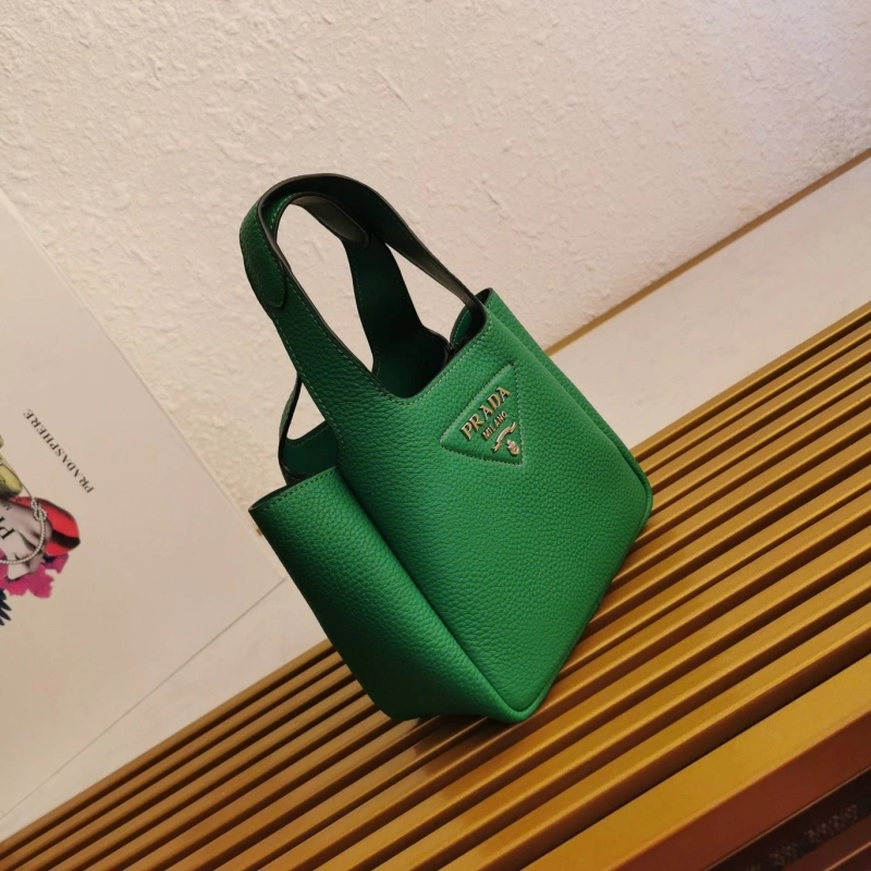 Pra*a shopping bags 4137d-0021