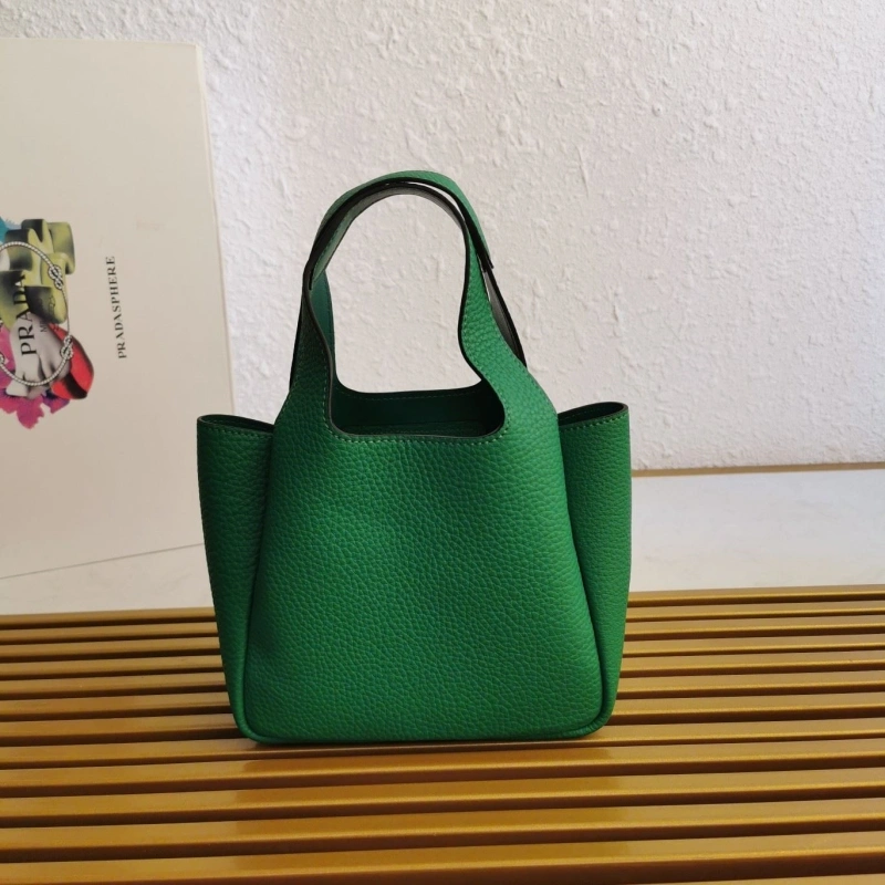 Pra*a shopping bags 4137d-0021