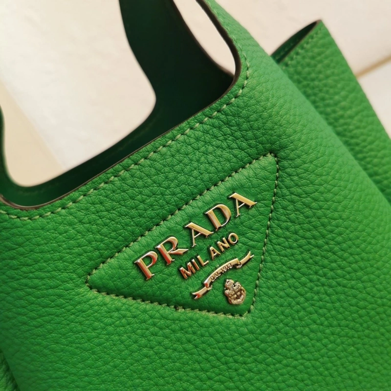 Pra*a shopping bags 4137d-0021