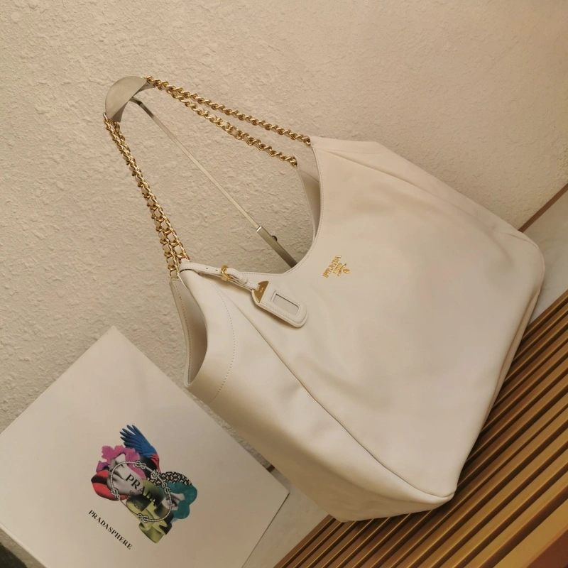 Pra*a shopping bags 4137d-0056
