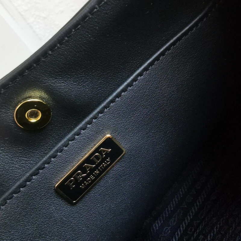 Pra*a top handle bags 4137d-0164