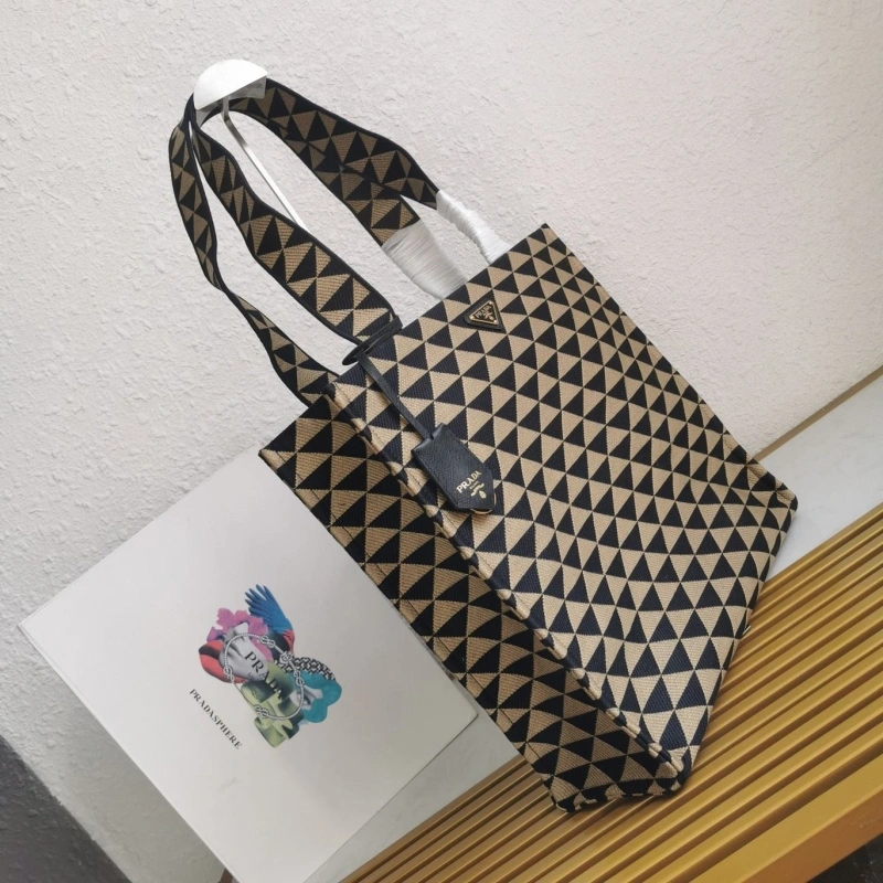 Pra*a shopping bags 4137d-0173