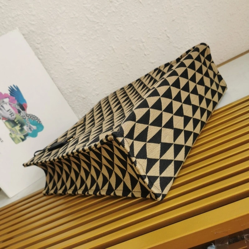 Pra*a shopping bags 4137d-0173