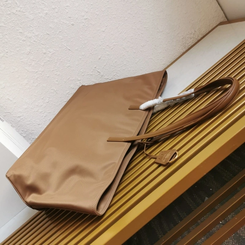 Pra*a shopping bags 4137f-0054