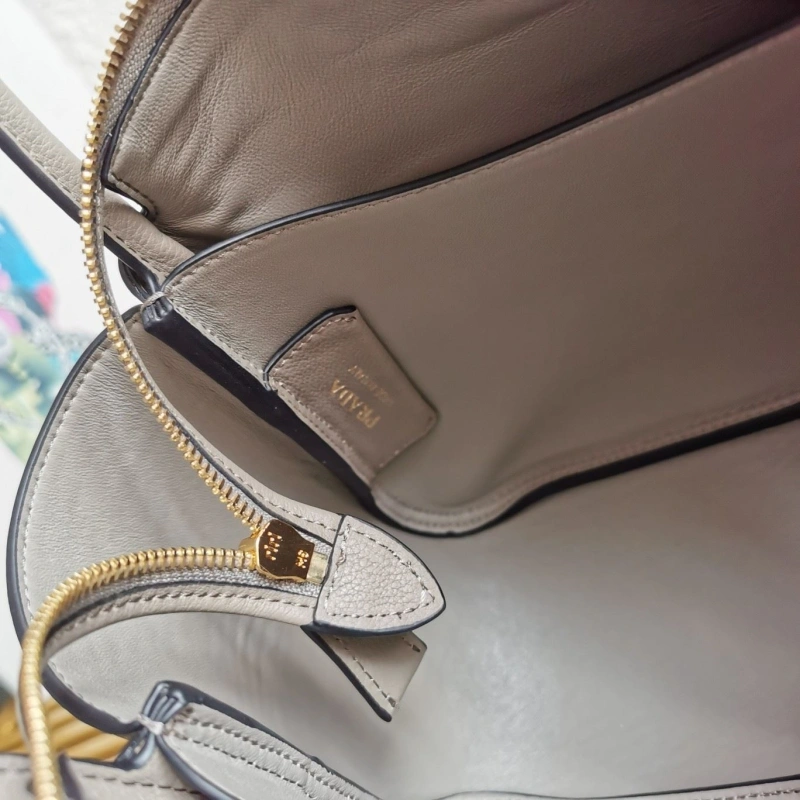 Pra*a top handle bags 4137g-0049