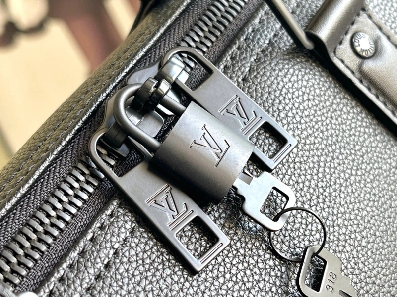 LV Travel Bags 4171A-0043