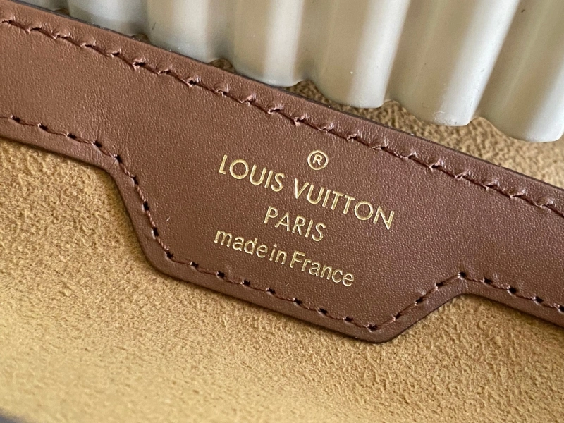 LV Round Bags 4171D-0034