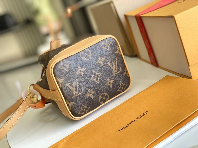 LV Bucket Bags 4171D-0069