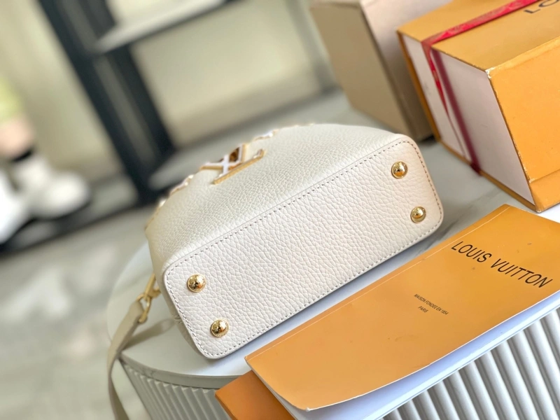 LV Capucines Bags 4171D-0098