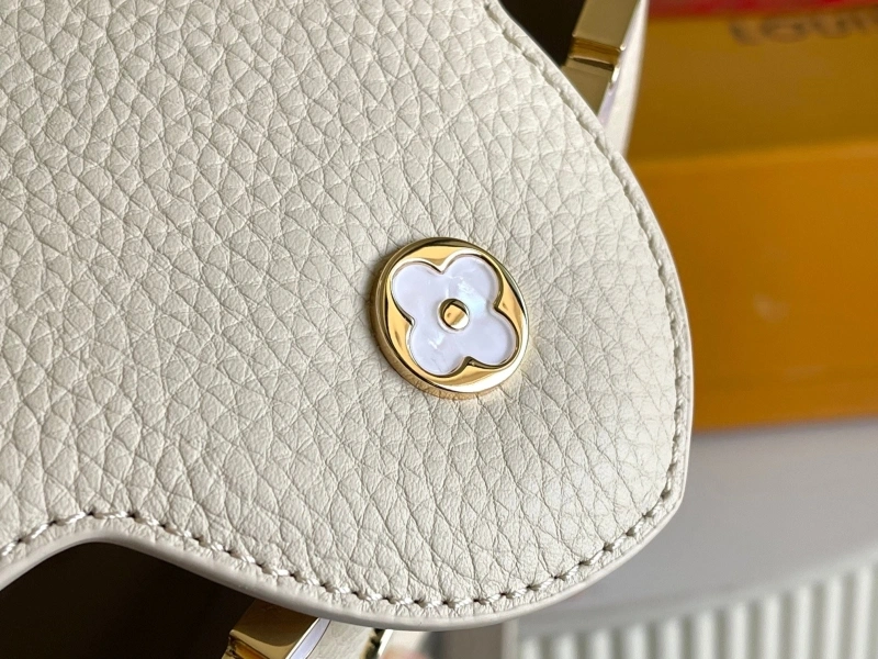 LV Capucines Bags 4171D-0099