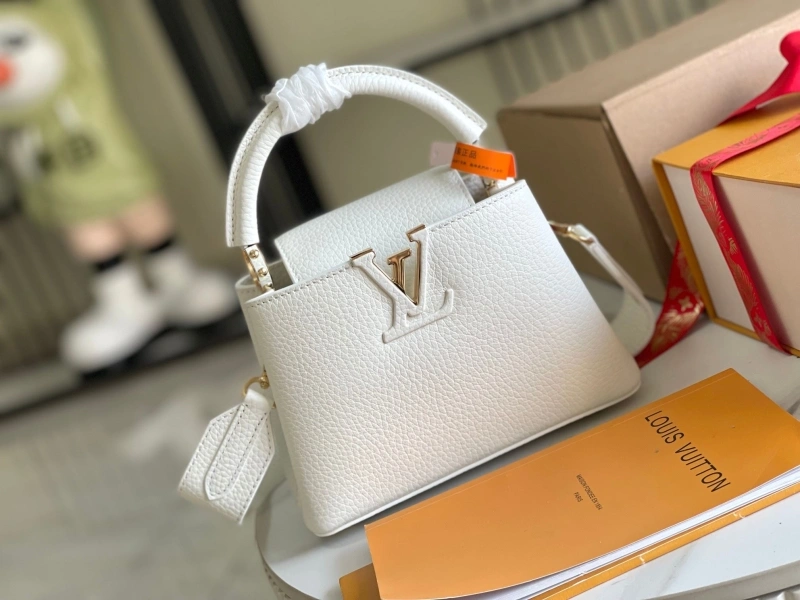 LV Capucines Bags 4171D-0126