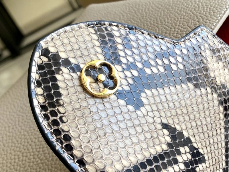 LV Capucines Bags 4171D-0135