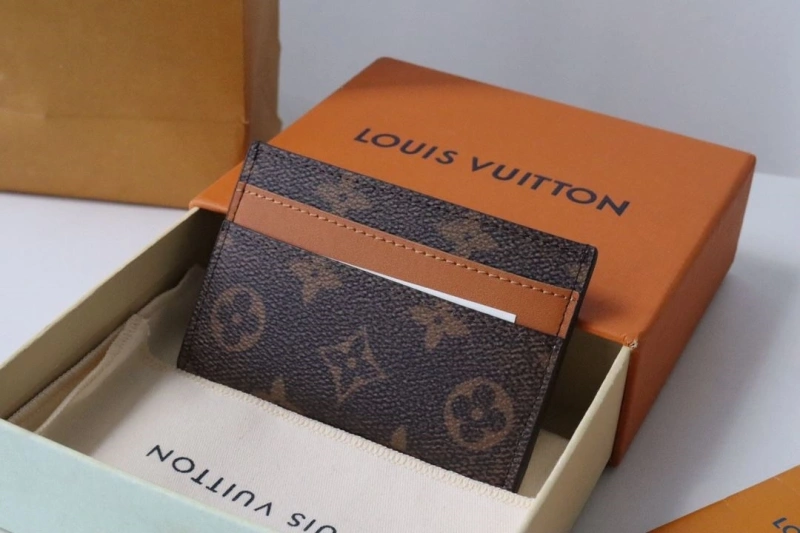 LV Wallets 4178A-0002