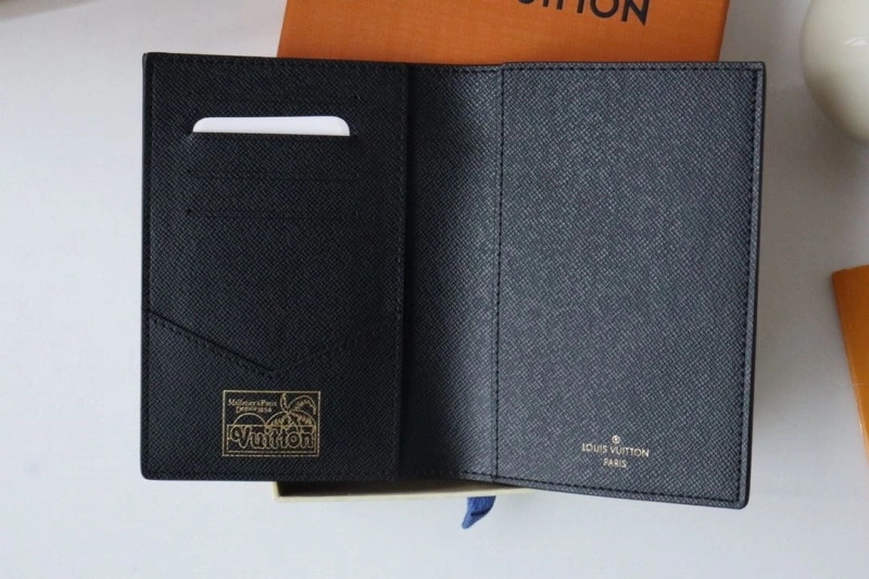 LV Wallets 4178A-0014