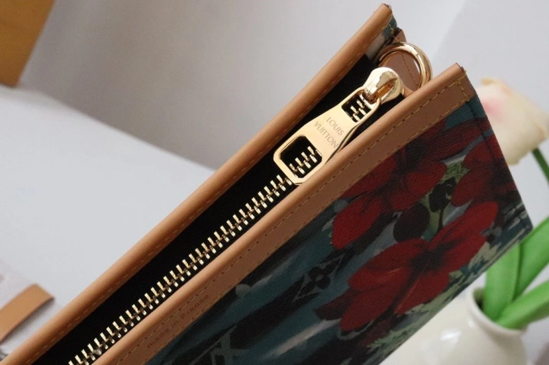 LV Clutch Bags 4178A-0022