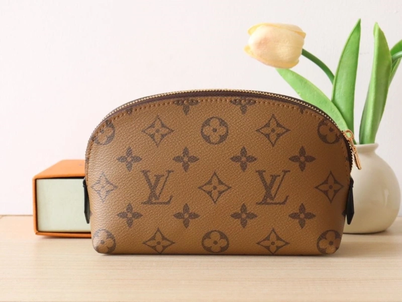 LV Clutch Bags 4178A-0064