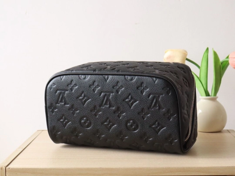 LV Cosmetic Bags 4178A-0067