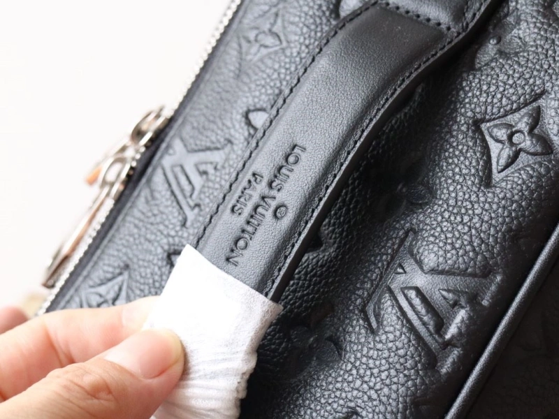 LV Cosmetic Bags 4178A-0067
