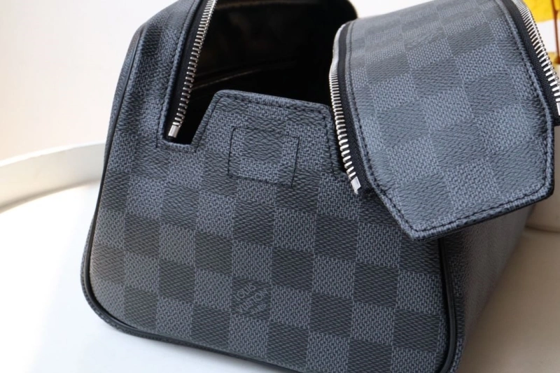 LV Cosmetic Bags 4178A-0074