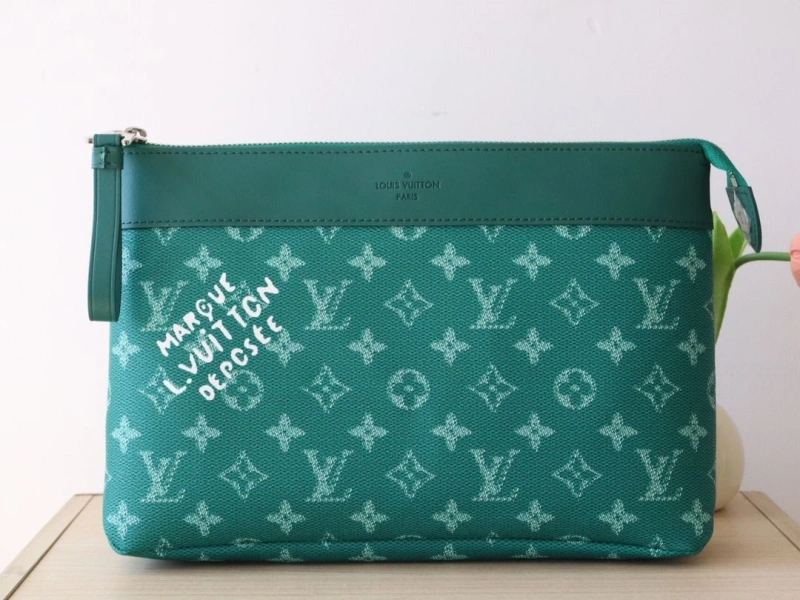 LV Clutch Bags 4178A-0089