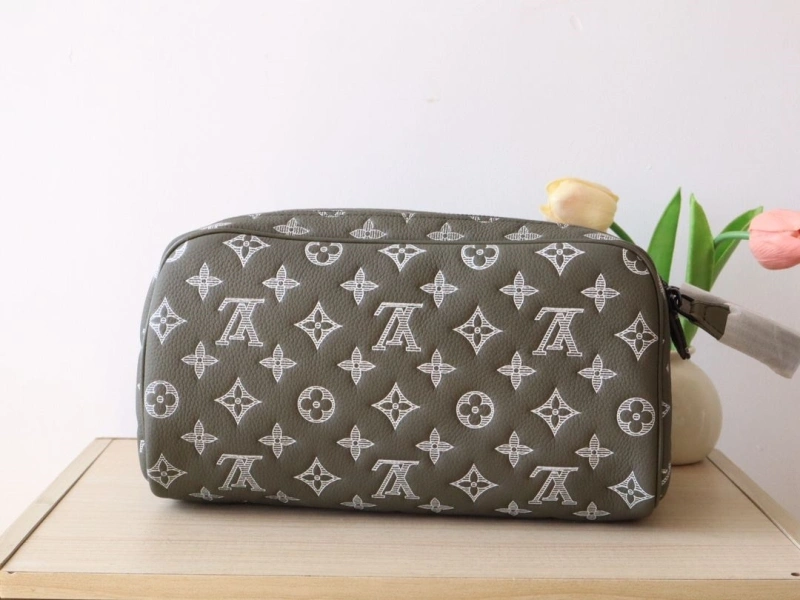 LV Cosmetic Bags 4178A-0108