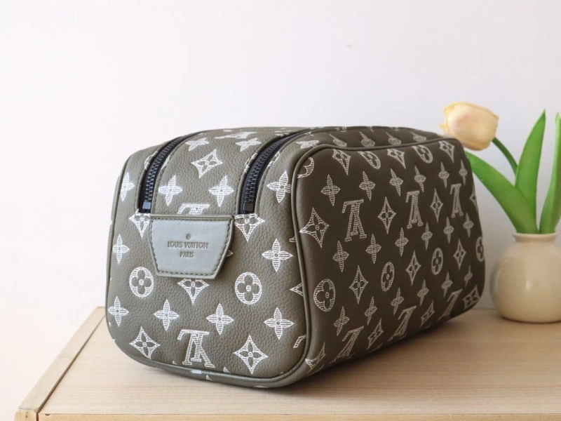 LV Cosmetic Bags 4178A-0108