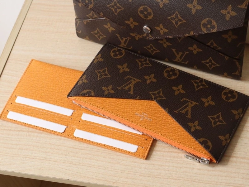 LV Clutch Bags 4178A-0207