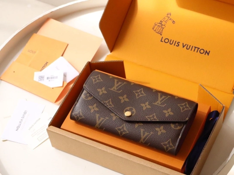 LV Wallets 4178A-0216
