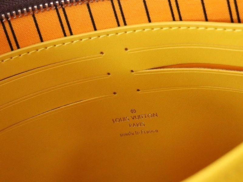 LV Clutch Bags 4178A-0236