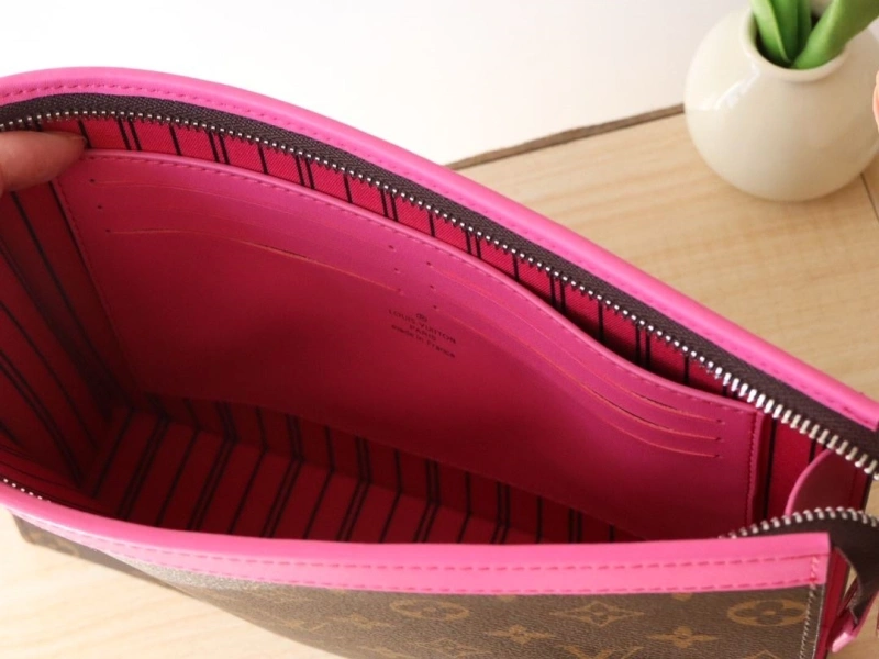 LV Clutch Bags 4178A-0237