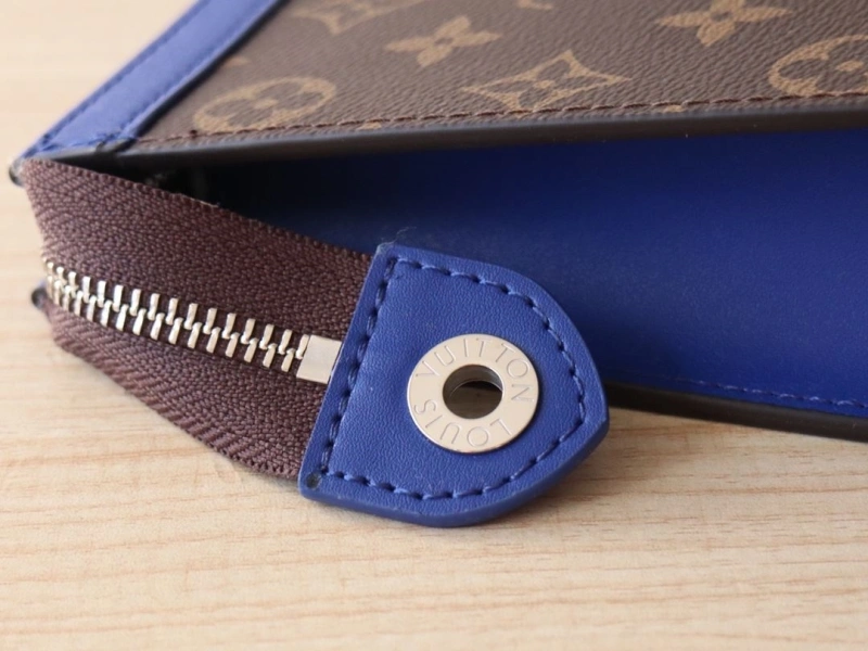 LV Clutch Bags 4178A-0238