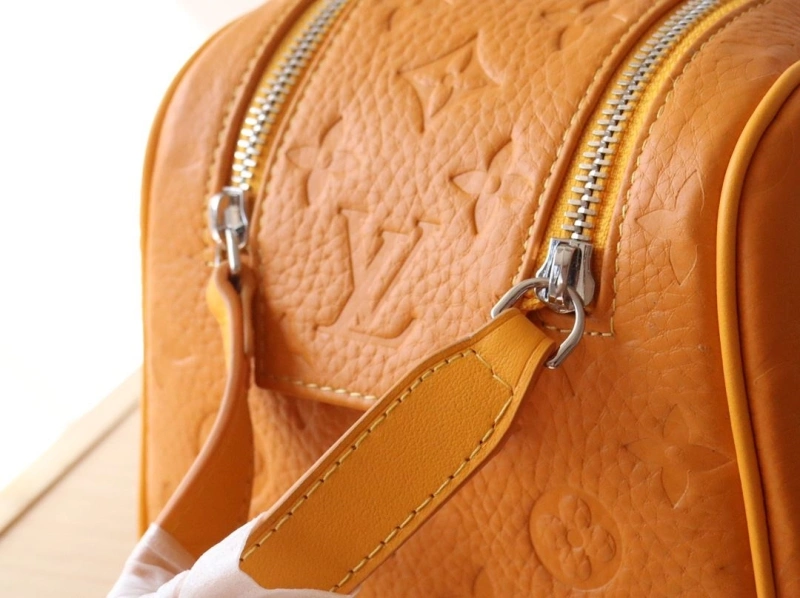 LV Cosmetic Bags 4178A-0260