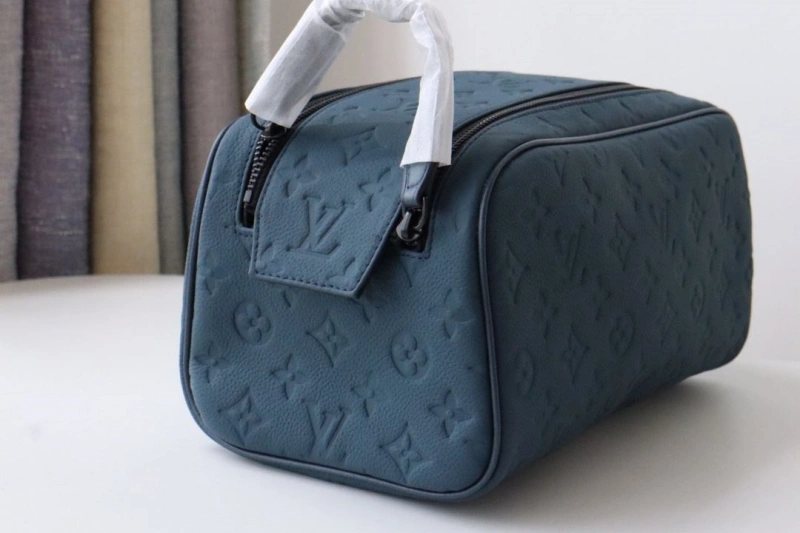 LV Cosmetic Bags 4178A-0261