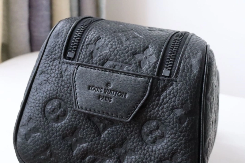 LV Cosmetic Bags 4178A-0262