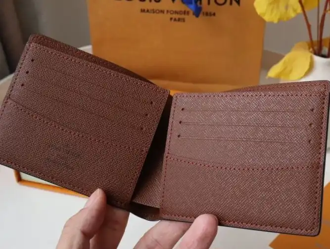 LV Wallets 4178D-0066